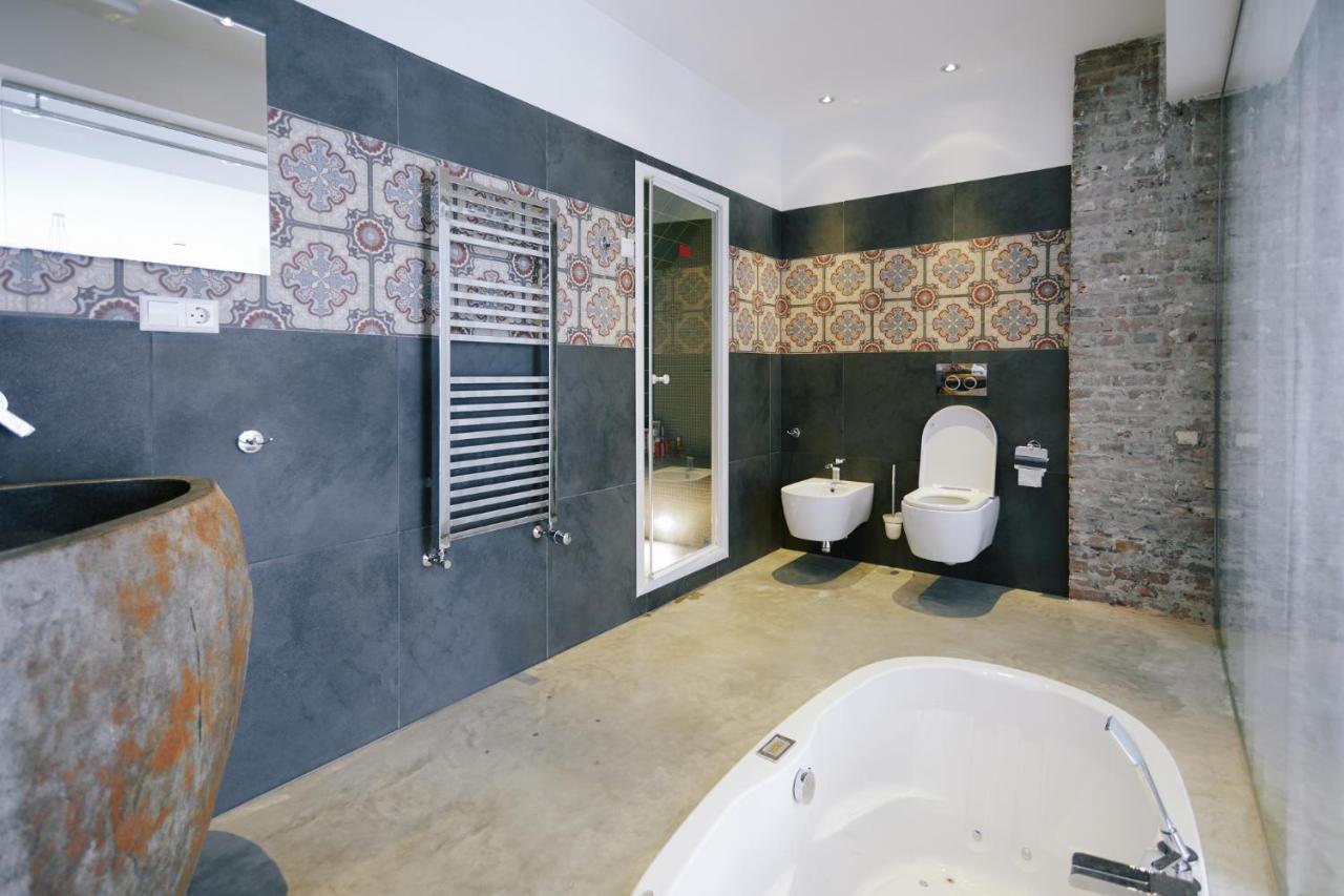 ארנהיים Hotel Karel מראה חיצוני תמונה