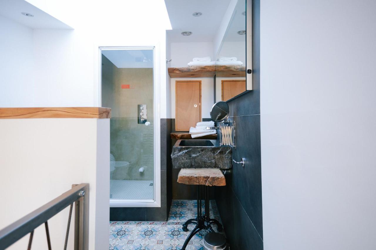 ארנהיים Hotel Karel מראה חיצוני תמונה